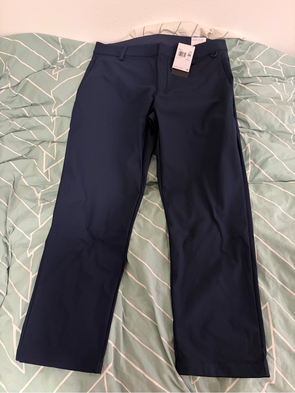 Nike Men's Navy Performance training Pants nwt